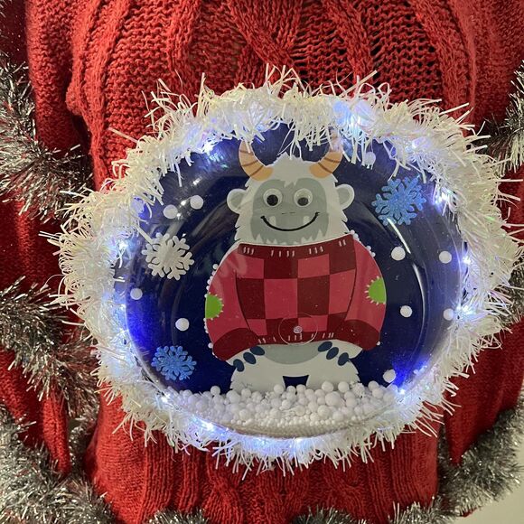 Yeti Abominable snowman snow 3D Tacky ugly woman Christmas sweater SM lights up! - Picture 5 of 10